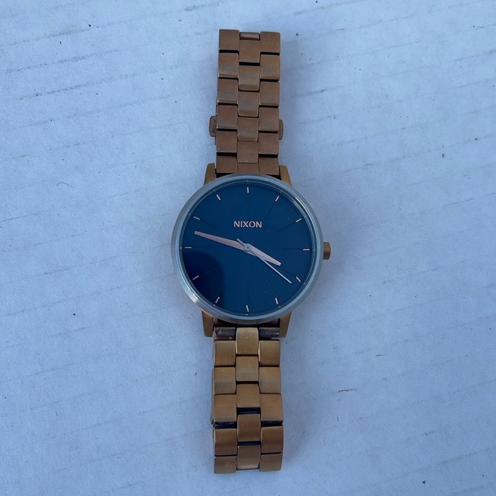 NIXON Kensington Watch